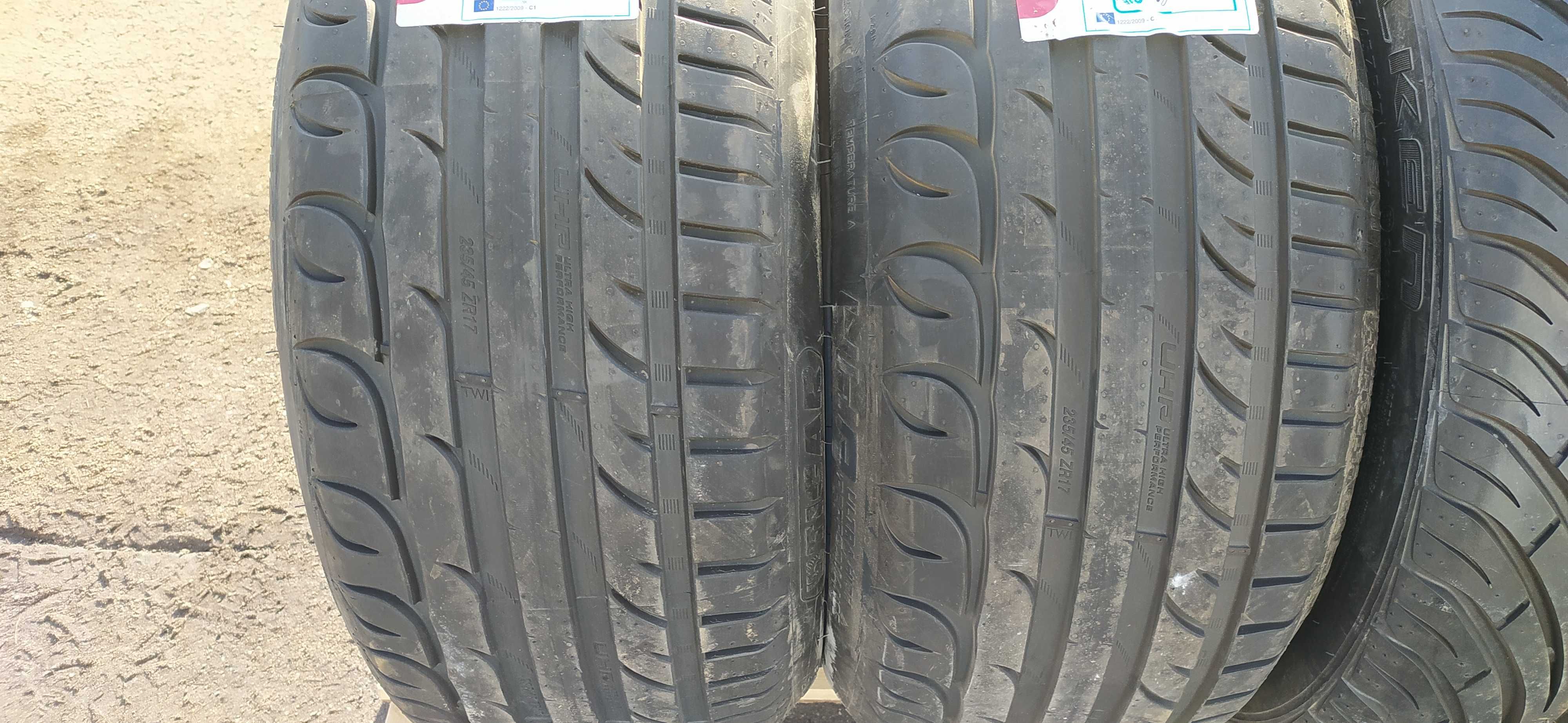 TIGAR Ultra High Performance 235/45 R17 (Сербия) 2 шины