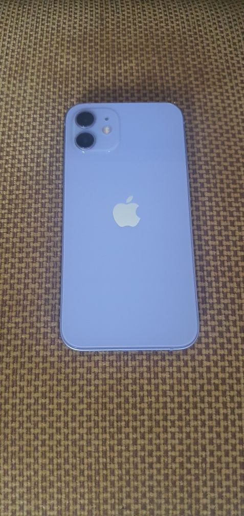 Телефон IPhone 12 Pro