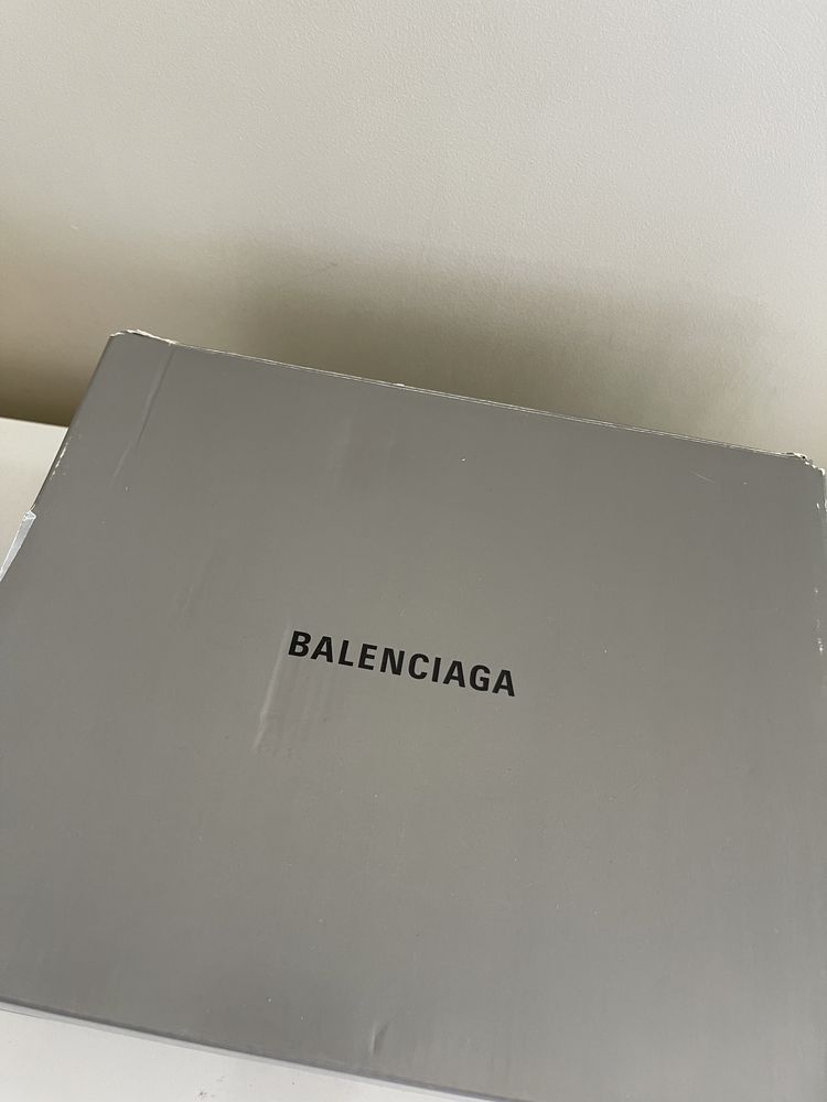 Сандали Balenciaga