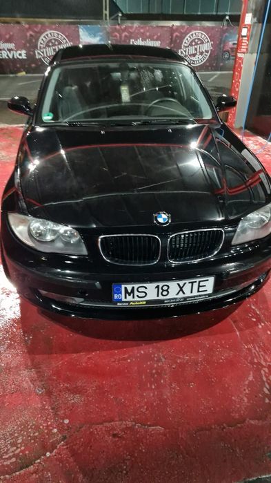 Vând bmw seria 1