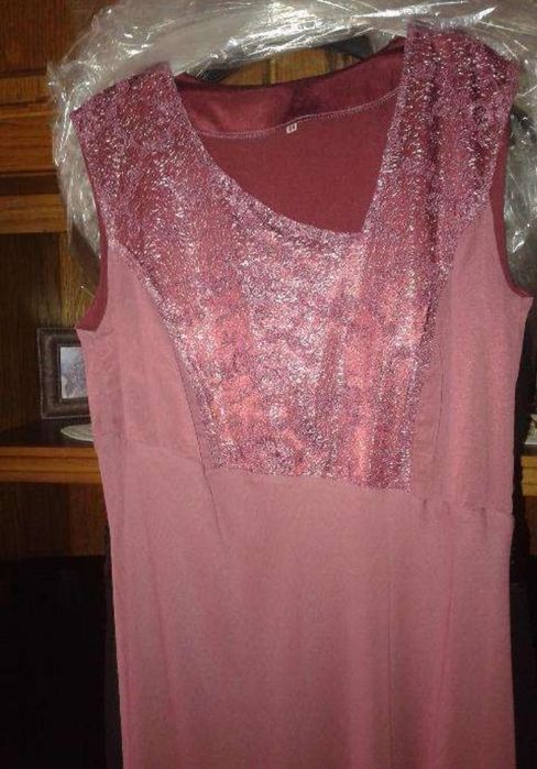 Vand rochii de seara