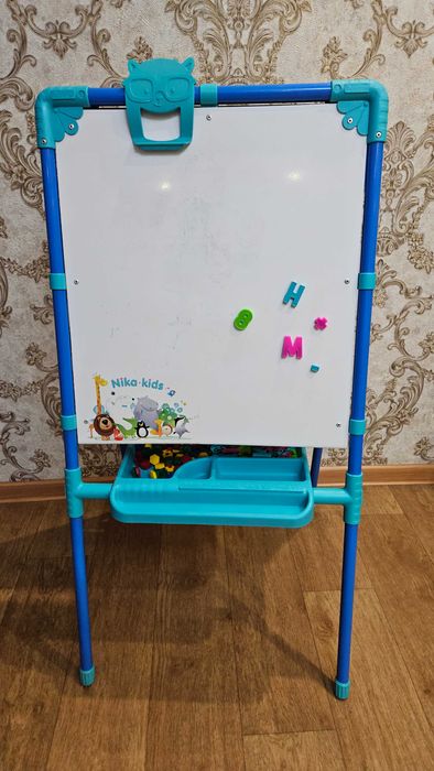 Продам доску-мольберт