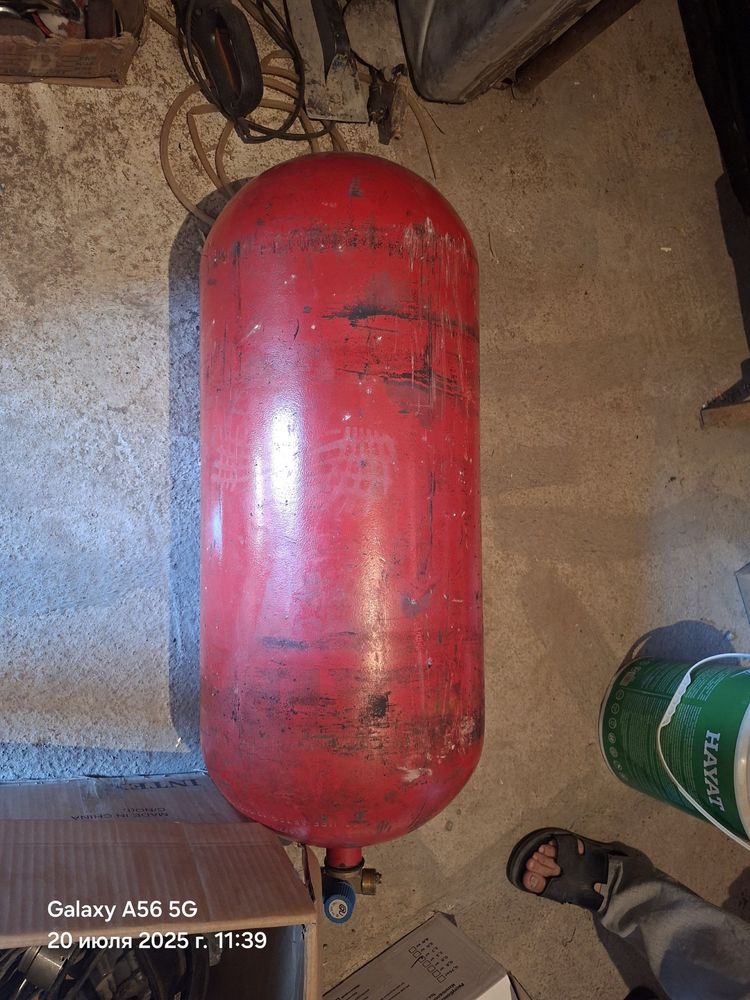 Продается газ балон 60тали