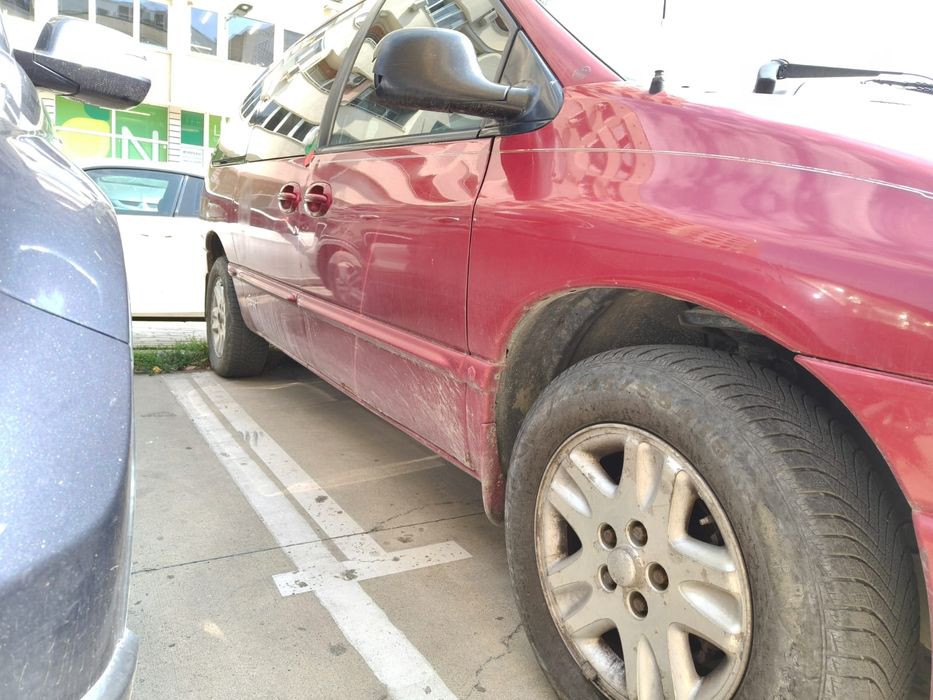 Chrysler voyager/Dodge caravan