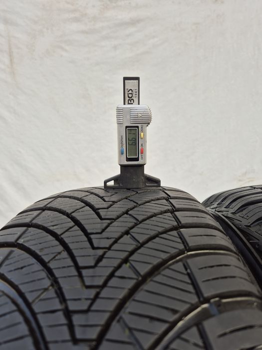 2бр 215 60 17 Kumho всесезонни - 22г