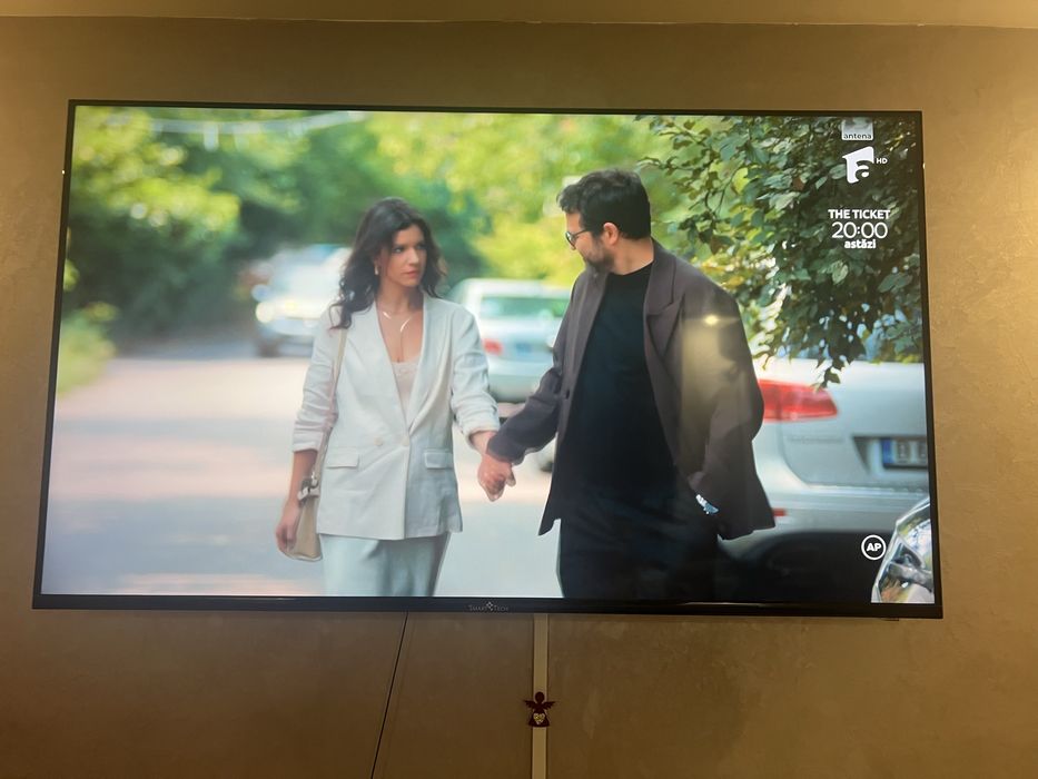 Tv smart.tech LED