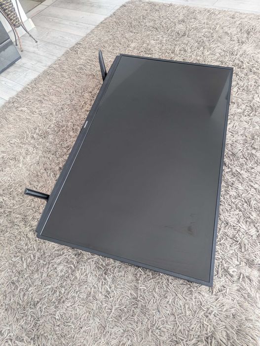 TV smart Grundig , telecomanda , dezmembrare