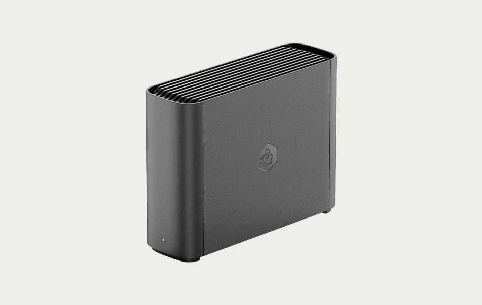 BeeStation 4TB NAS устройство за съхранение. Персонален Облак Synology