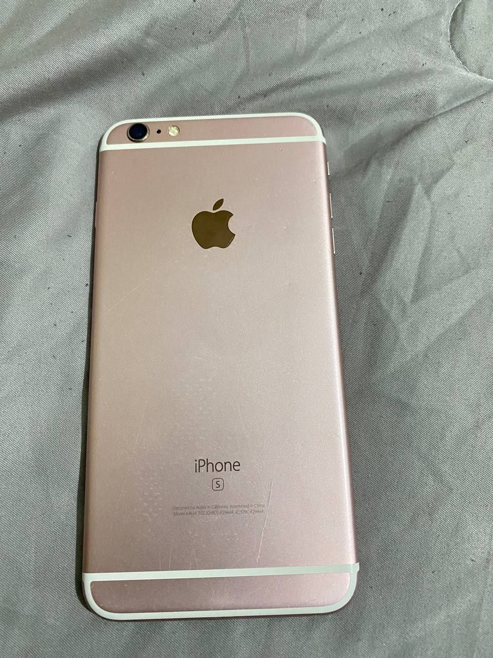 Iphone 6S+  . Pasport kopiya beriladi