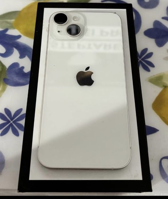 iphone 14 de culoare albă 128gb 84 %.