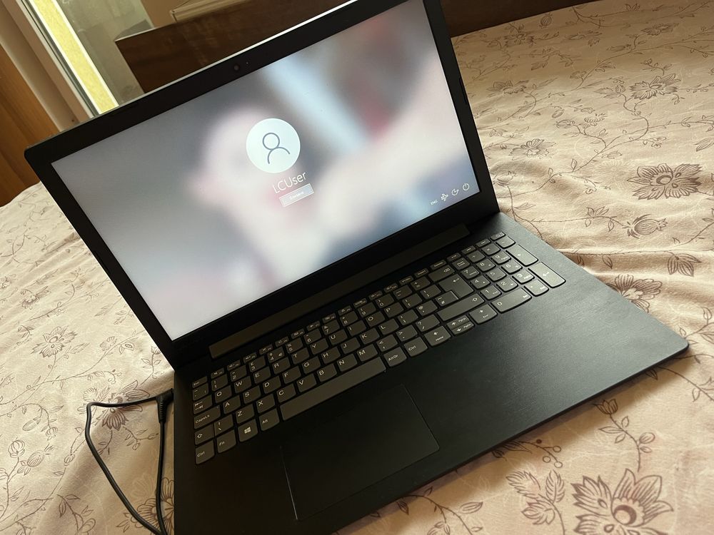Запазен Лаптоп Lenovo