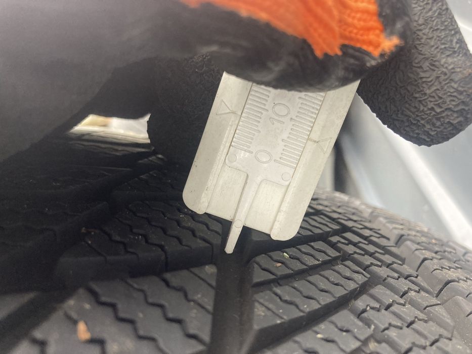 Set roti iarna original BMW X5 G05 255 55 18