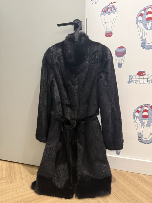 Продам норковую шубу, проз-во Италия