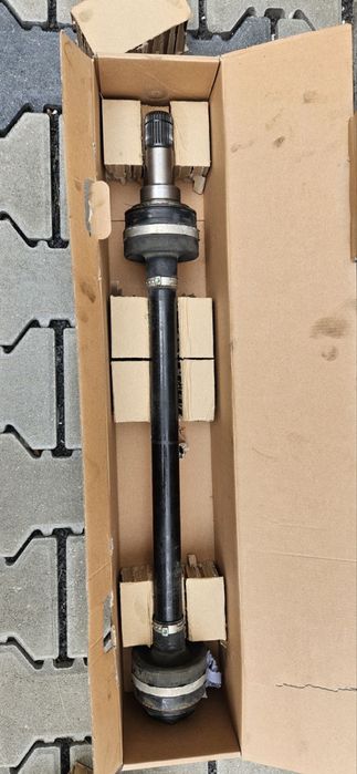 Задна рейка и задна полуоска за BMW G31