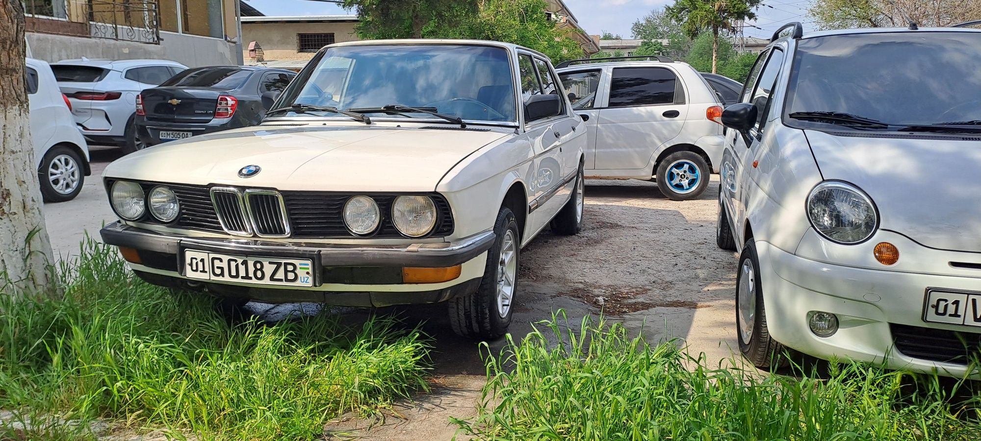 BMW e28 m10b18 injektor
