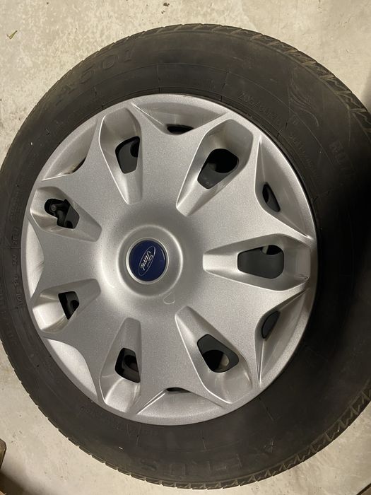 Jante tabla + Anvelope - Ford Transit Connect (205/60/R16)