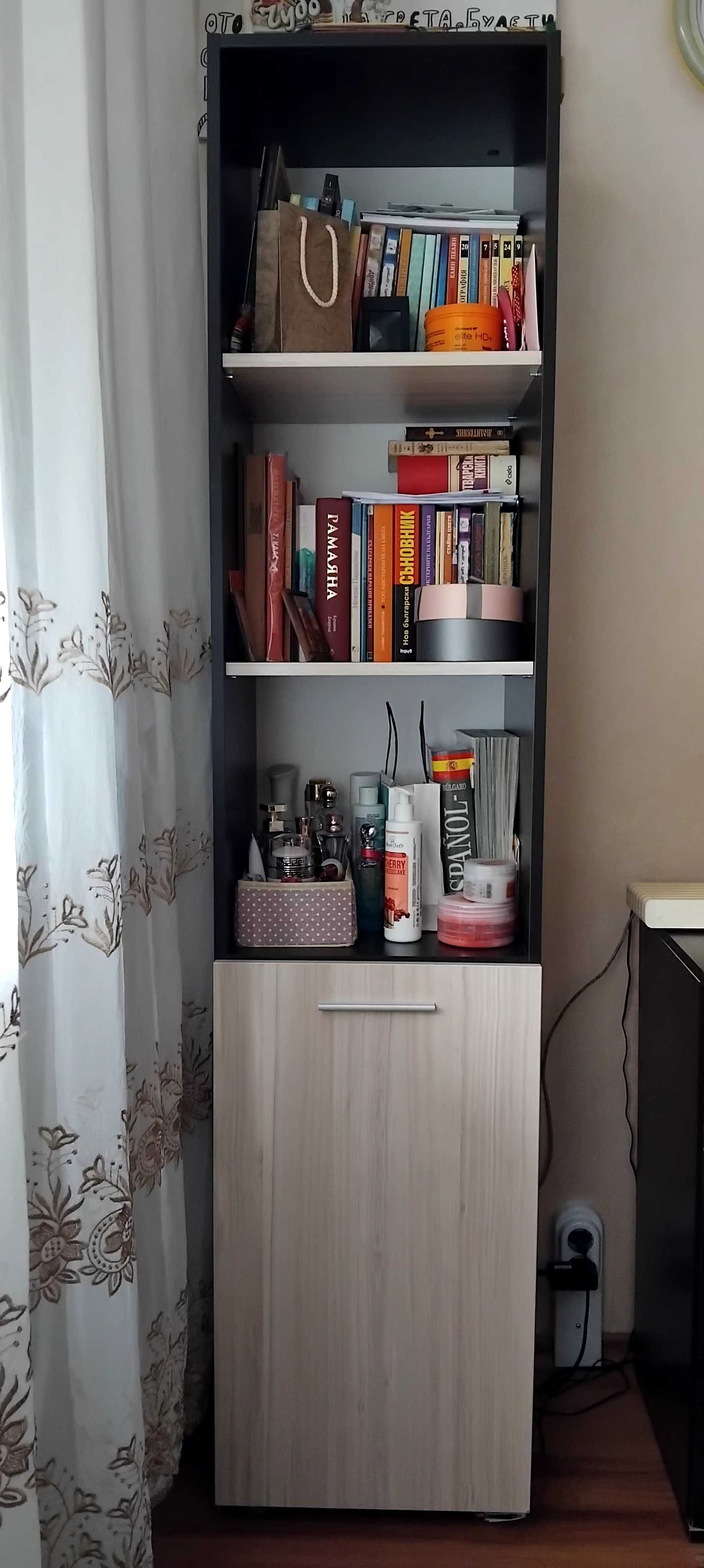 Продавам запазени мебели