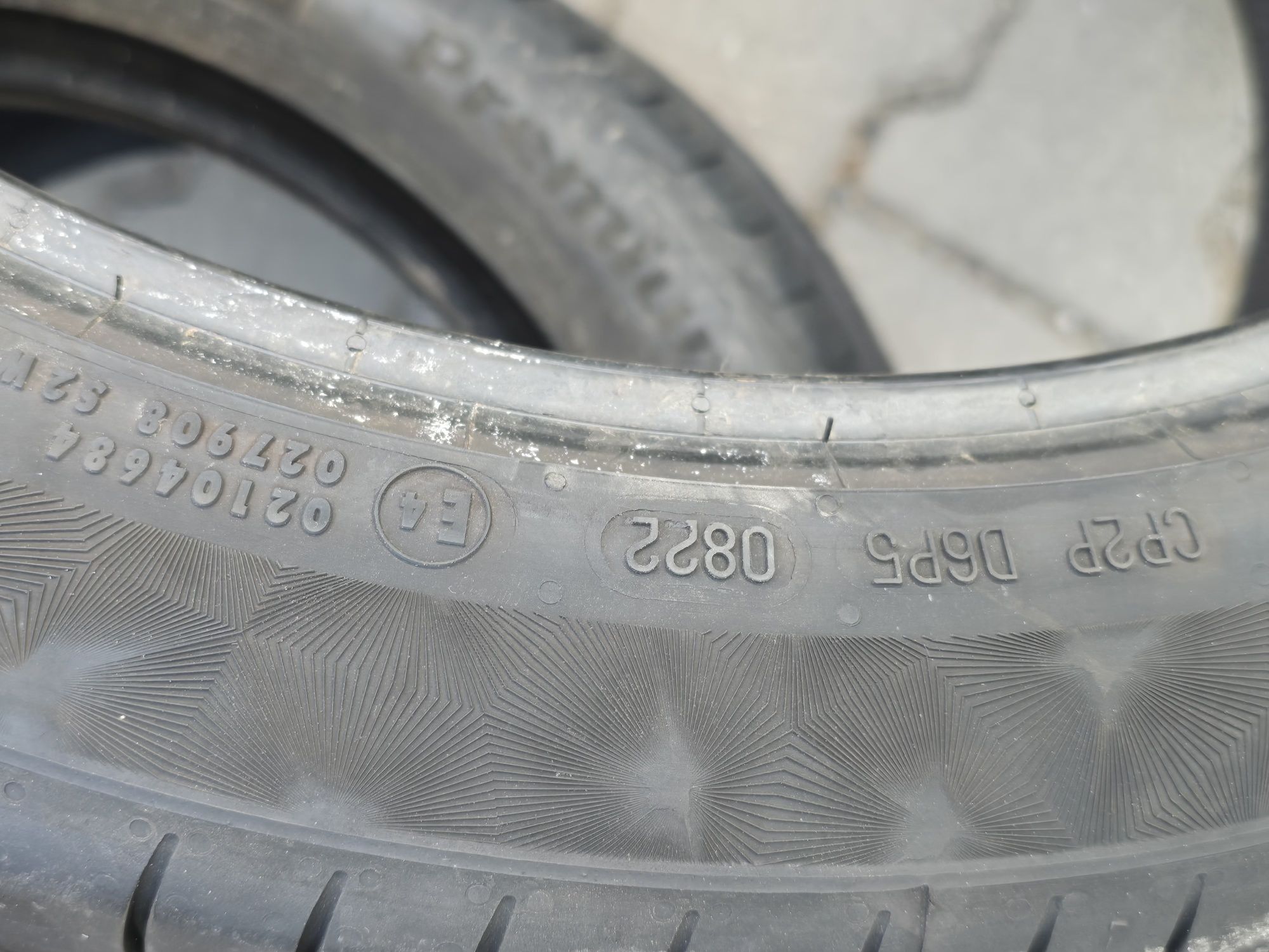 245 40 18 Continental