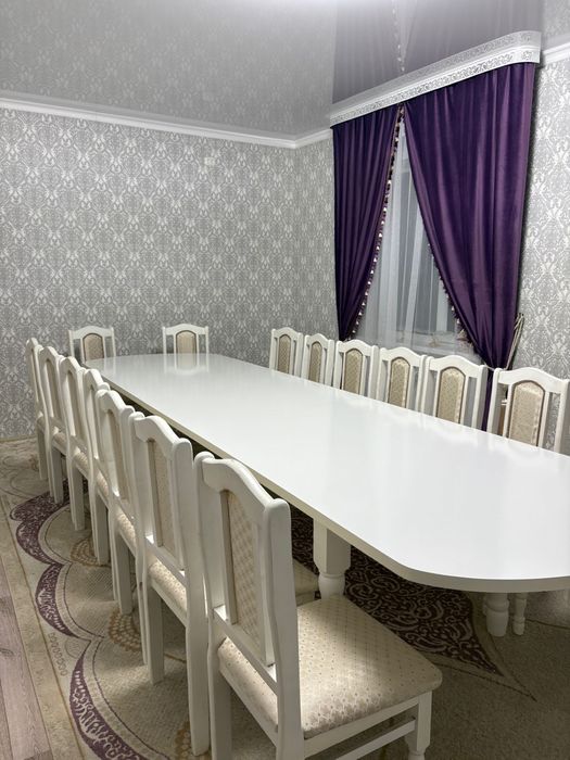 Продается стол + стулья