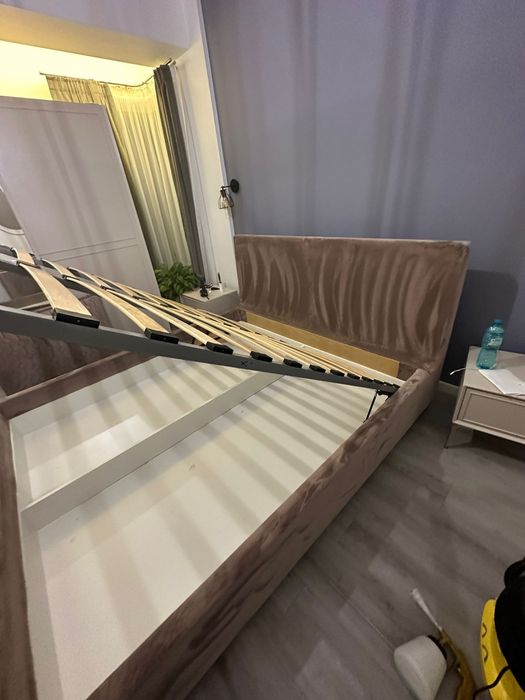 Curatare canapele la domiciliu