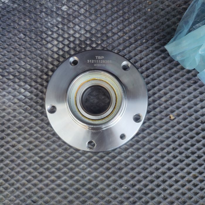 Ступица BMW E32, E34