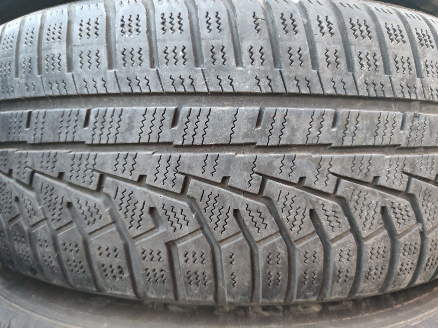 4бр Зимни гуми 225 60 17 - Hankook
