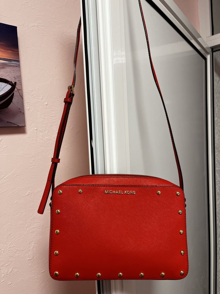 Michael Kors дамска кросбоди чанта