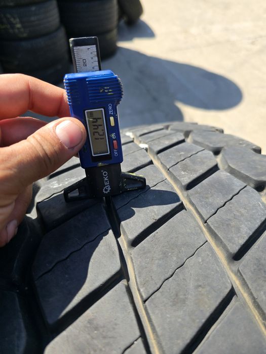 Anvelope de tractiune 295-80r22.5 Matador