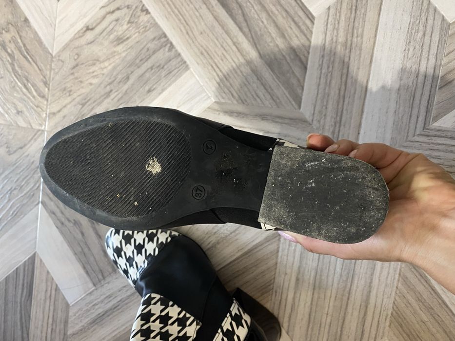 Боти от естествена кожа