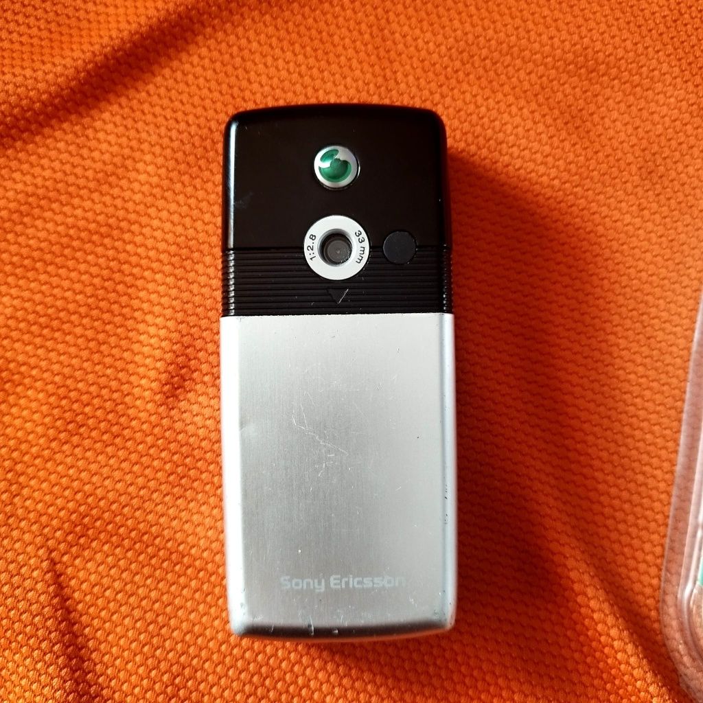 Sony Ericsson T610i+incarcator sigilat ( decodat)