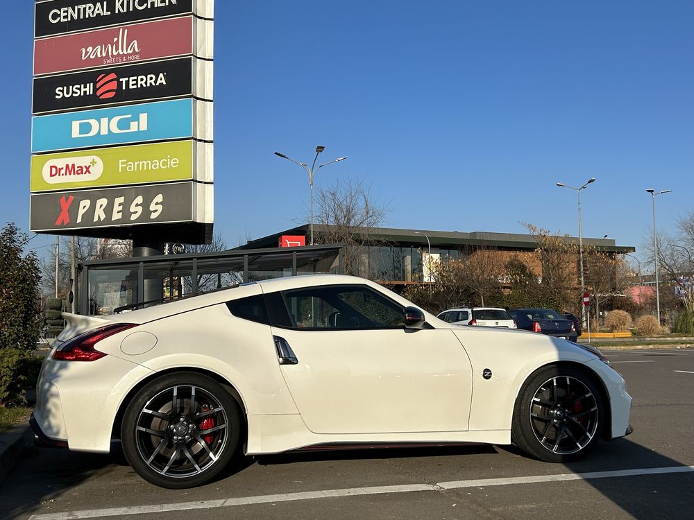 Nissan 370Z Nismo - manual