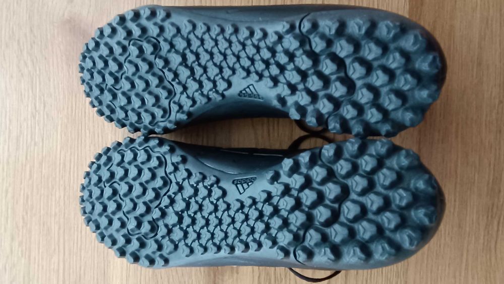 Футболни обувки Adidas Copa