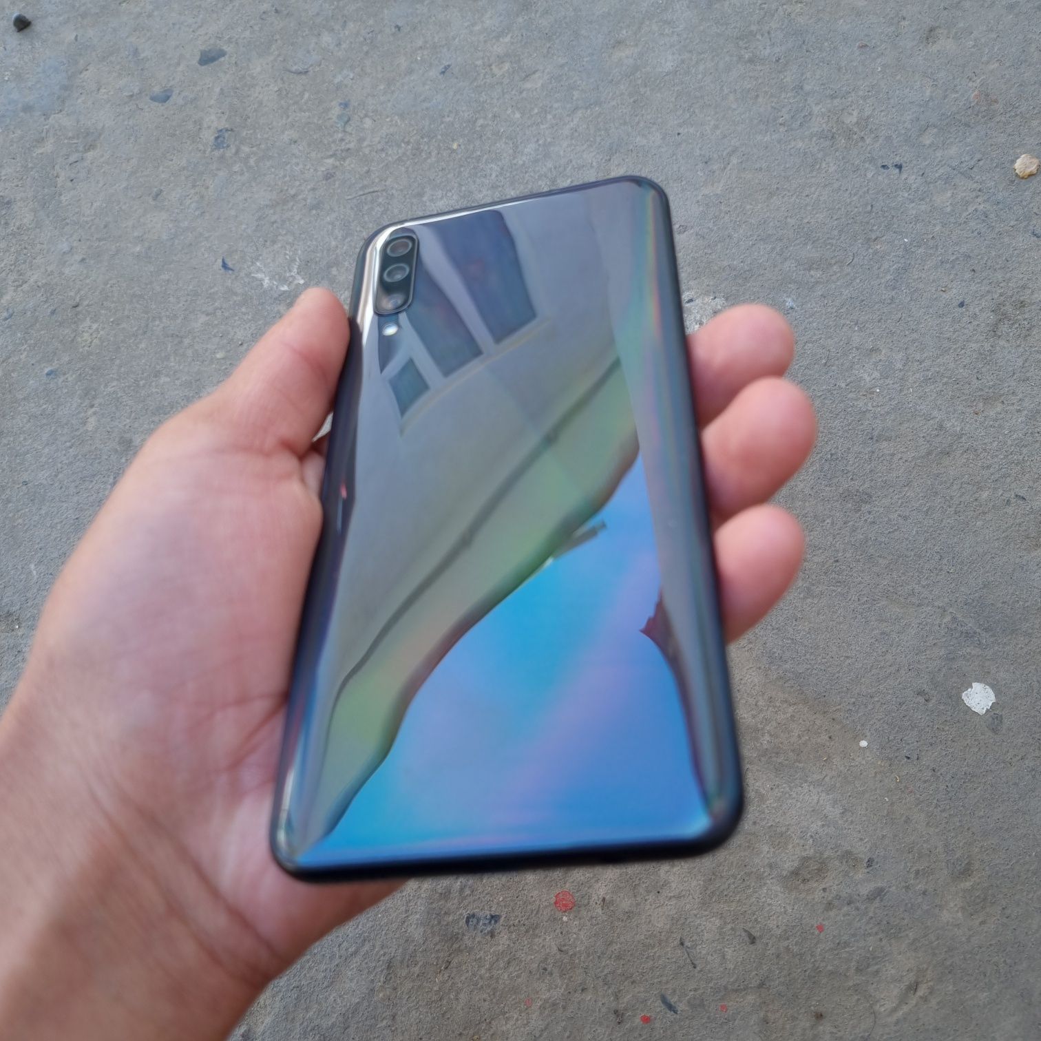 Samsung Galaxy A50 sotiladi