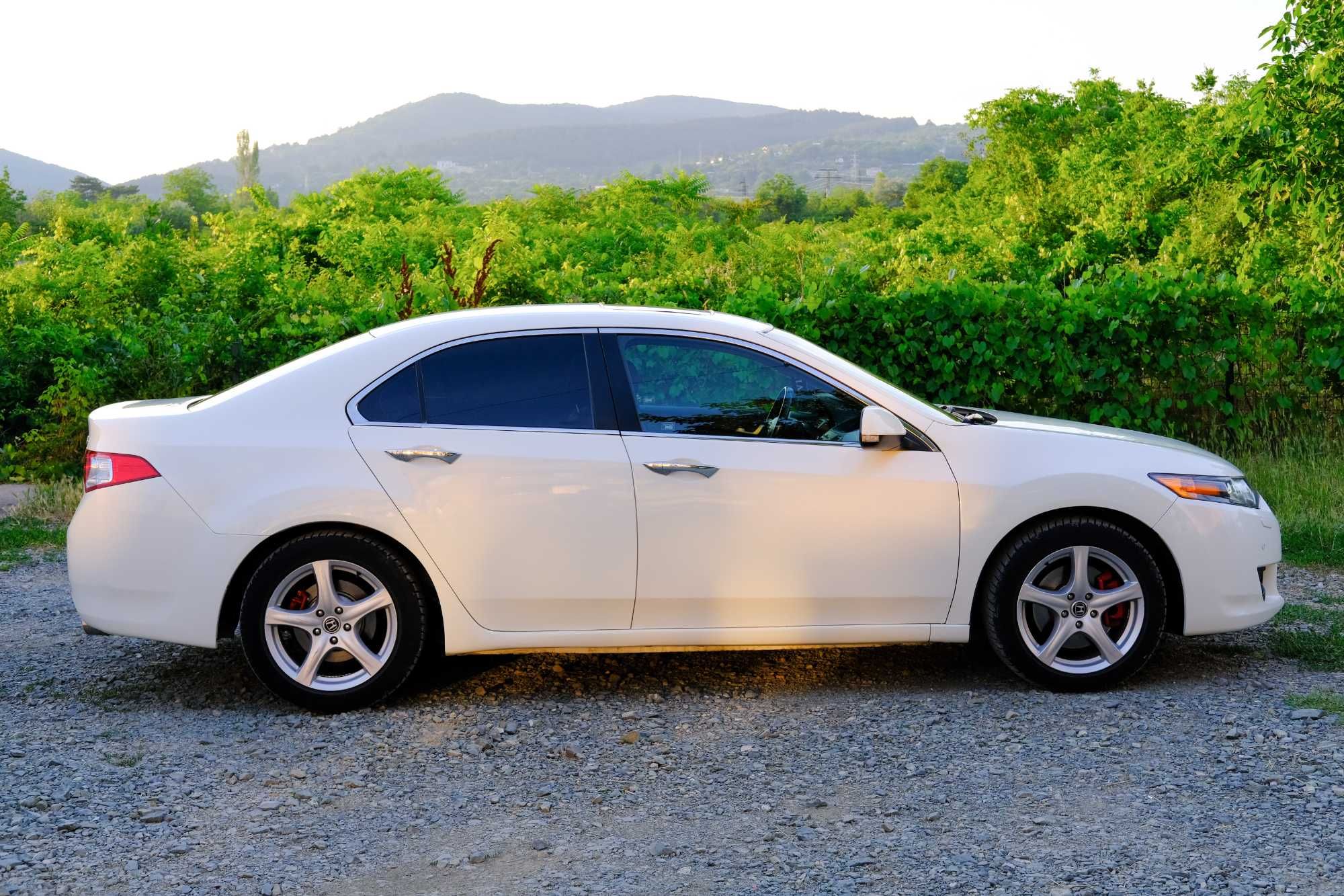 Honda Accord 2.4 201 коня автомат