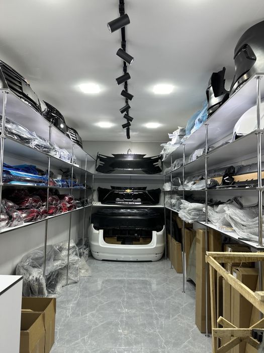 Vitrina sotiladi yengide