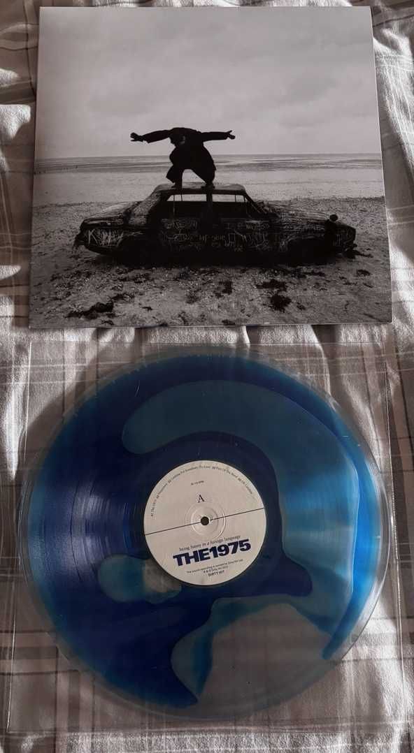 плоча The 1975 - Being Funny In A Foreign Language (Liquid Filled)