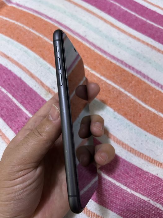 Айфон 11 в отличном состоянии