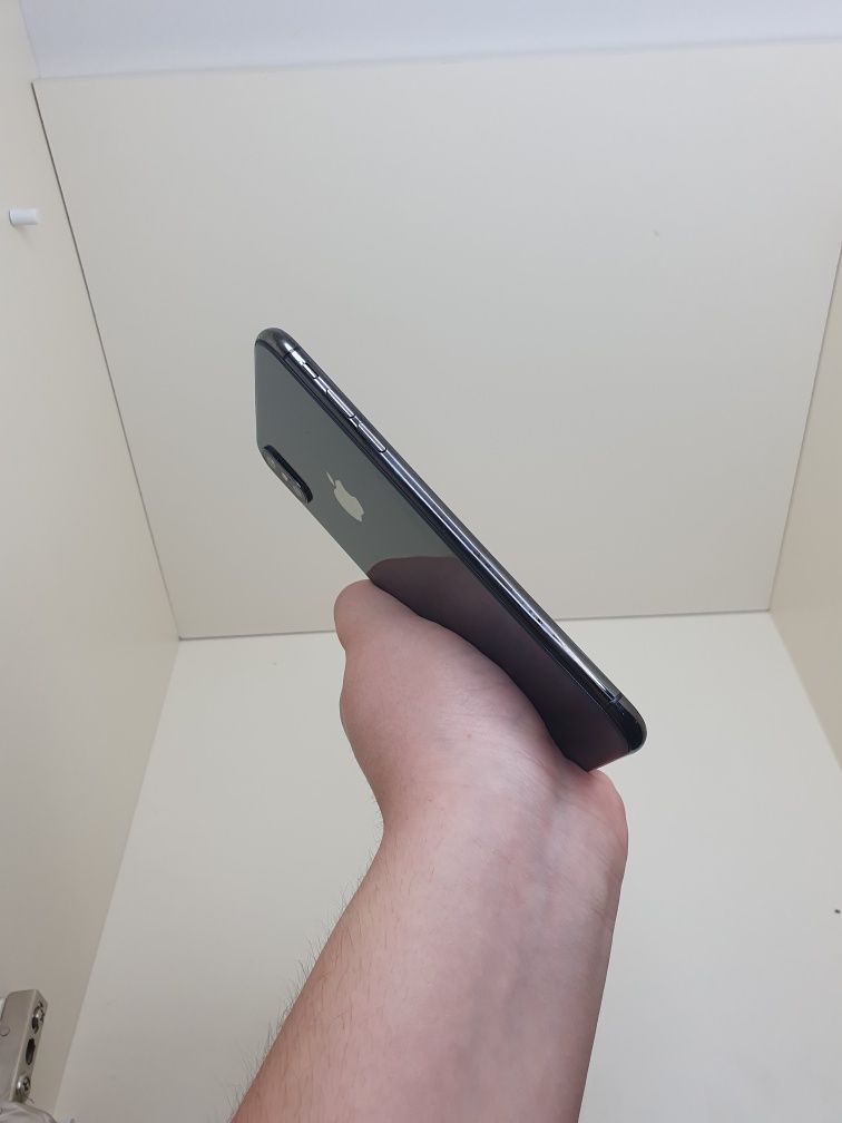 Iphone xs max 64gb