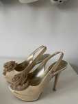 Pantofi tocuri Guess
