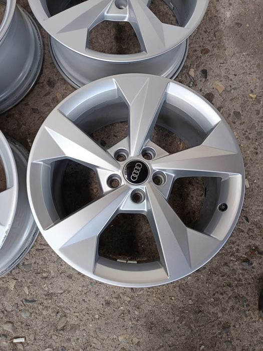 18ц.Оригинални джанти за Ауди 5х112