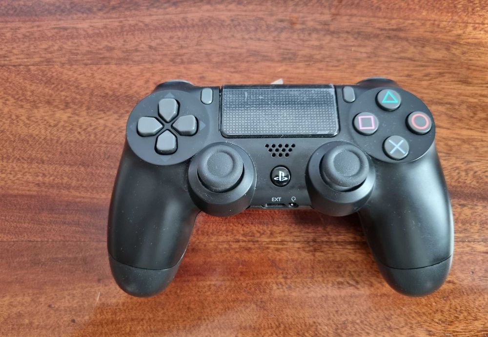 Геймпад для PlayStation 4 (на запчасти)