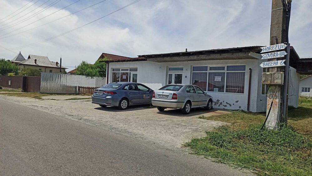 Spațiu comercial cu vad excelent vizibilitate maximă și teren generos.