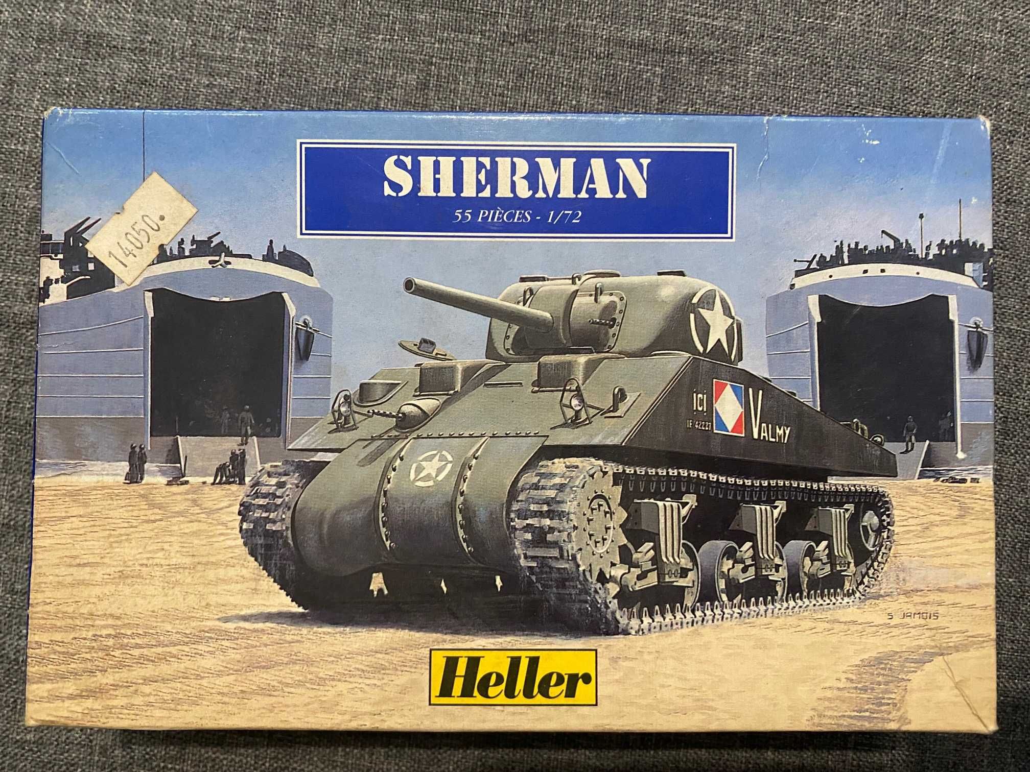 macheta kit plastic tanc 1/76 partial construit Sherman