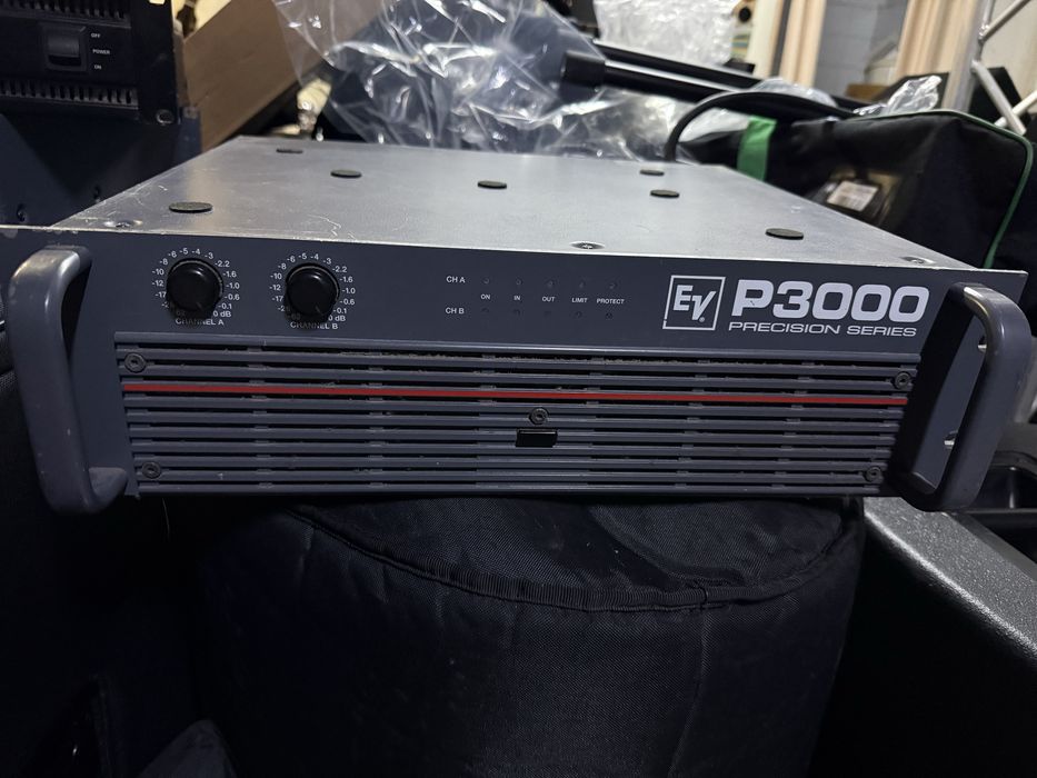 Amplificator Electrovoice P3000