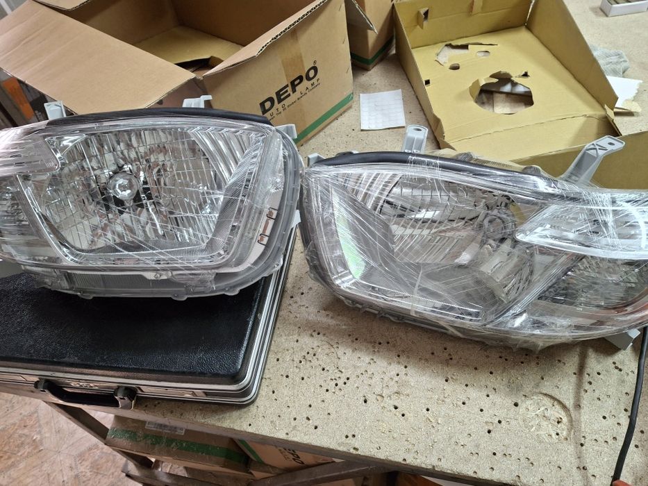 Продам фары на хайлендер 08 10