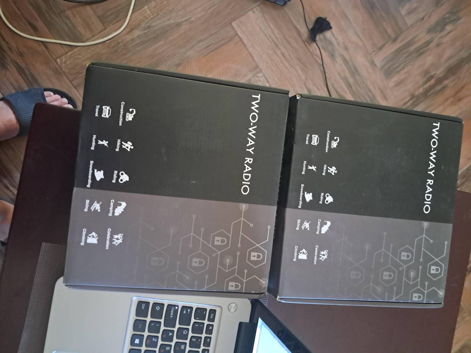 Продавам радиостанции TSSD model TS-x9250