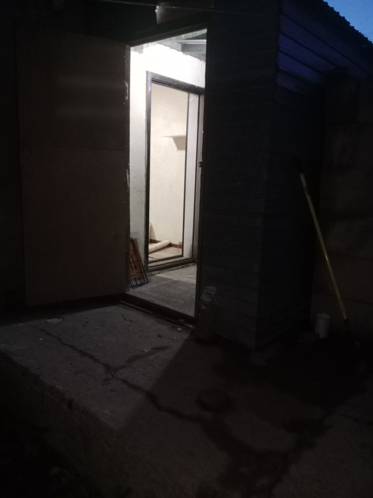Сдам времянку девушкам