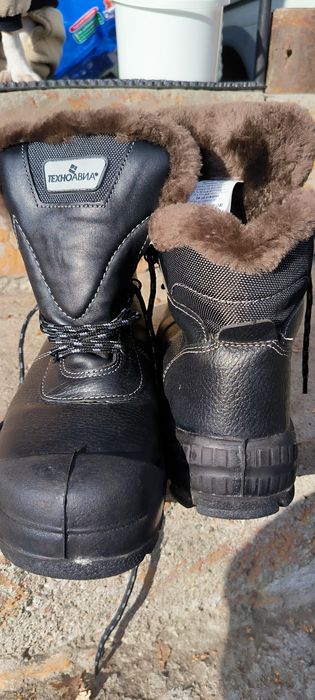 Продам ботинки СИЗ