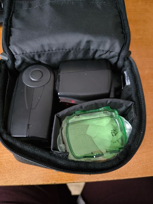 Blitz -Speedlight SB 700