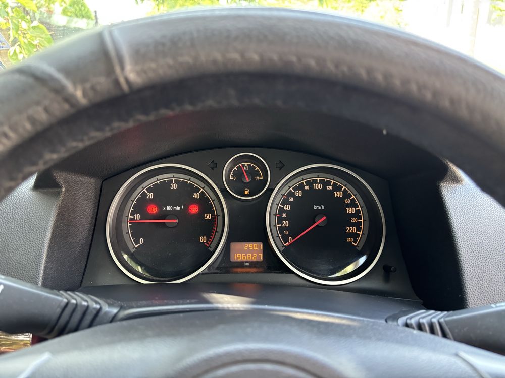 Opel astra h - 2005 г. 101 к.с.